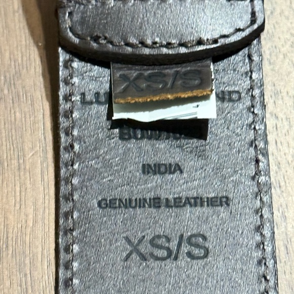 Lucky Brand brown Belt with Gold/brass colored Buckle - Picture 7 of 7